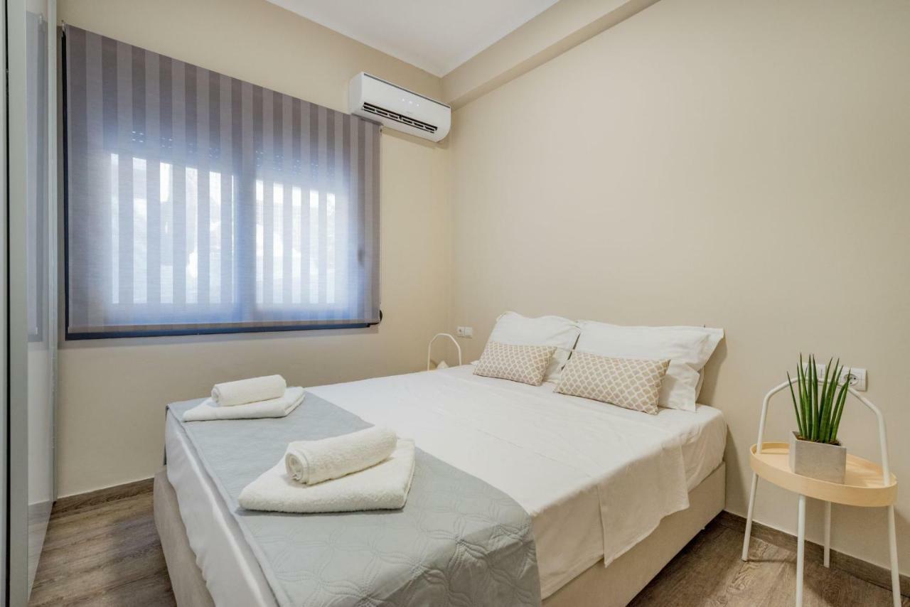 Stylish & Bright Apartment In The City Centre Zakynthos Town Exterior photo